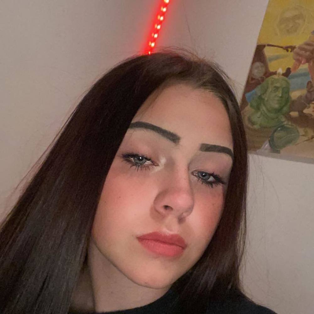 Meet your Posher, Arlette